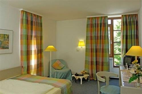 Hotel Koerschtal Stuttgart Szoba fotó